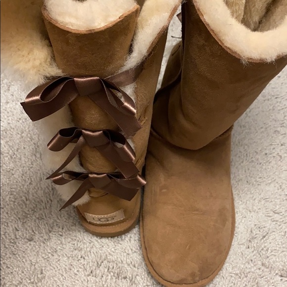 tall bow back uggs - Picture 5 of 5